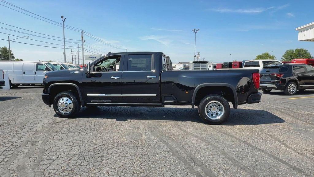 new 2025 Chevrolet Silverado 3500 car, priced at $91,540