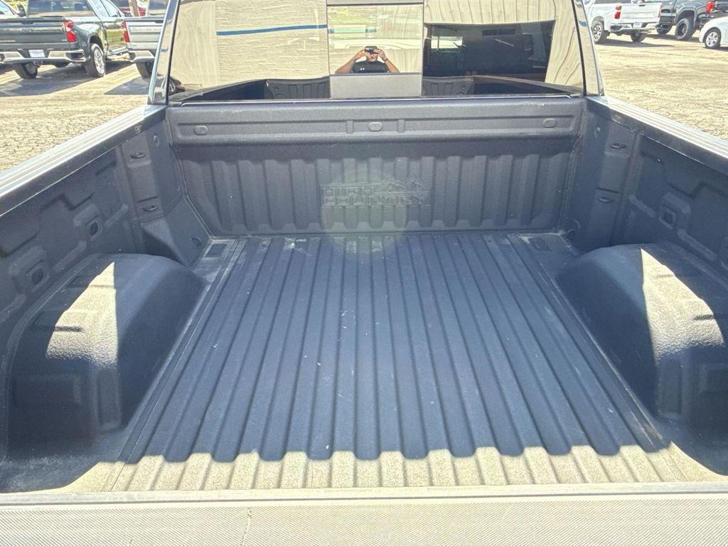 used 2022 Chevrolet Silverado 1500 car, priced at $43,795