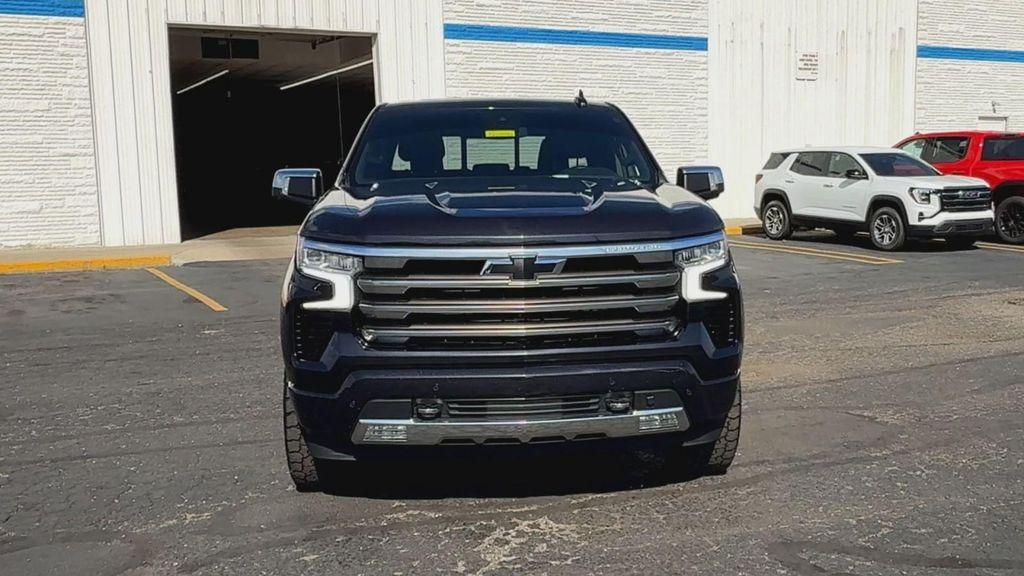 used 2022 Chevrolet Silverado 1500 car, priced at $43,795