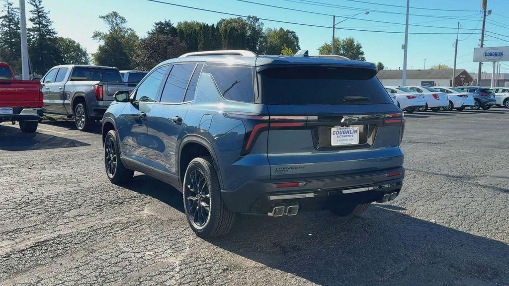 new 2026 Chevrolet Traverse car, priced at $46,205