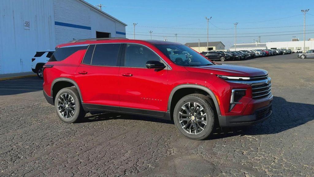 new 2026 Chevrolet Traverse car, priced at $48,915