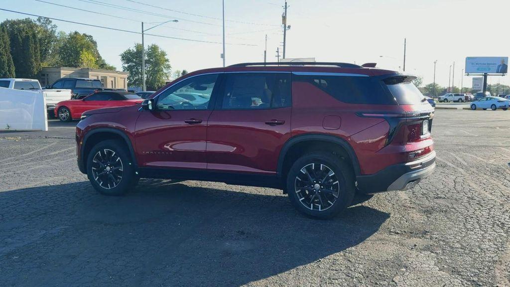 new 2026 Chevrolet Traverse car, priced at $48,915