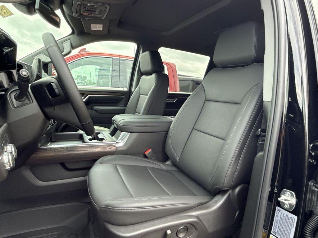 new 2025 GMC Sierra 3500 car, priced at $87,080