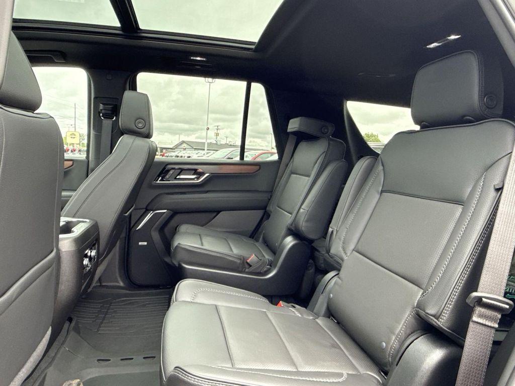 new 2025 GMC Yukon car, priced at $90,655