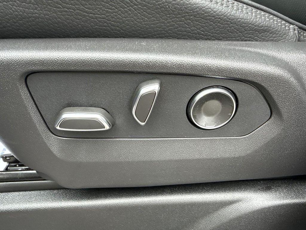 new 2025 GMC Yukon car, priced at $90,655