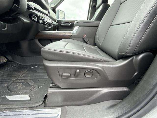 new 2025 GMC Sierra 3500 car, priced at $87,215