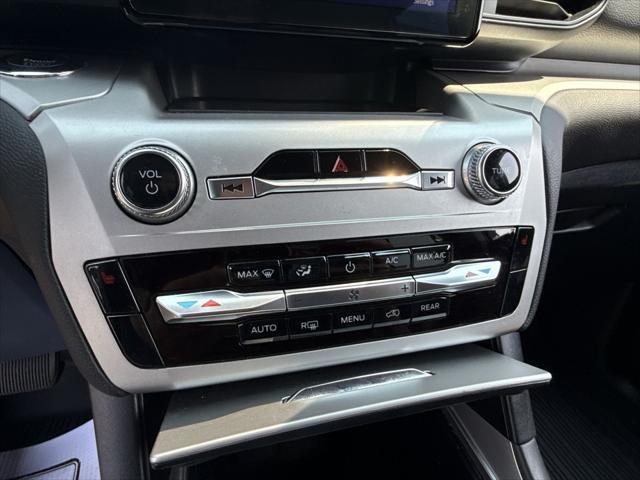 used 2022 Ford Explorer car, priced at $35,998