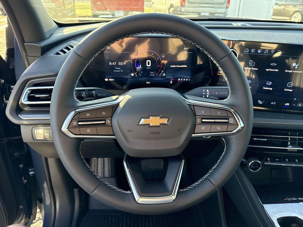 new 2026 Chevrolet Traverse car, priced at $46,620