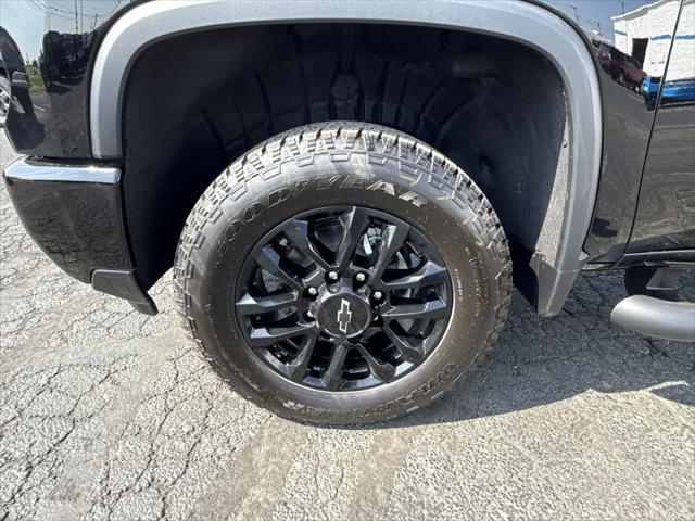 new 2025 Chevrolet Silverado 2500 car, priced at $73,400