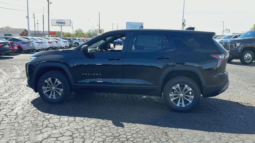 new 2026 Chevrolet Equinox car, priced at $30,495