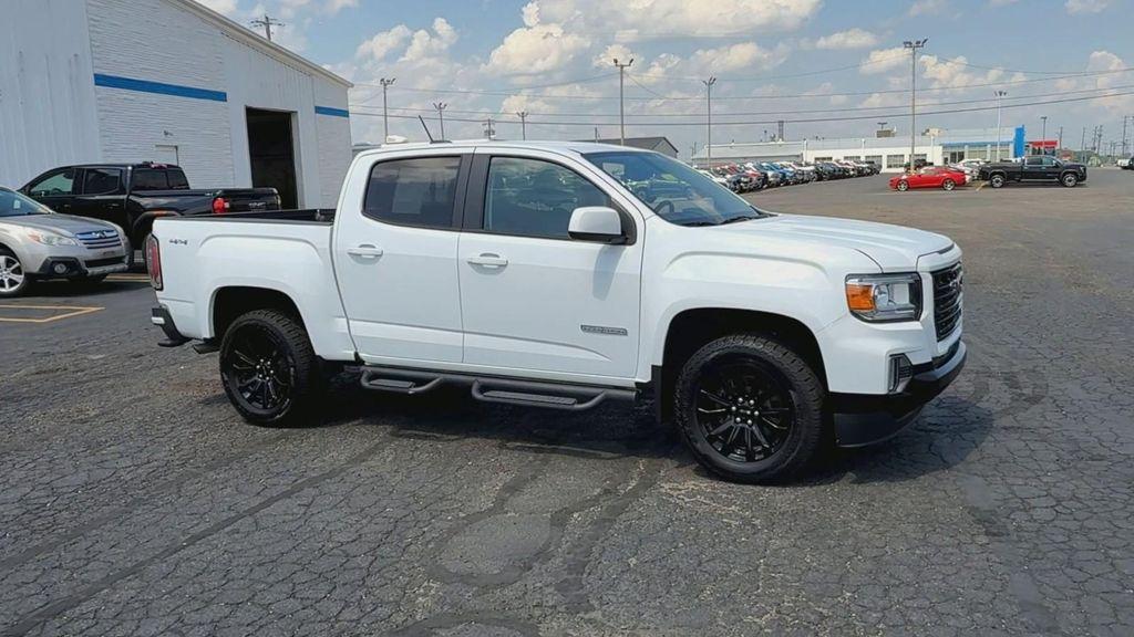 used 2022 GMC Canyon car, priced at $32,800