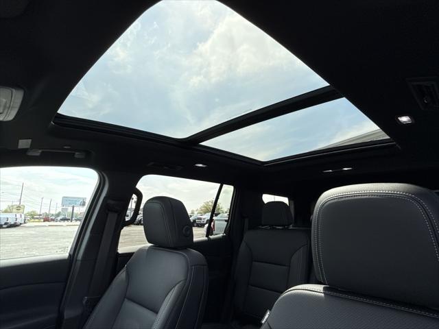 new 2025 Chevrolet Traverse car, priced at $48,969