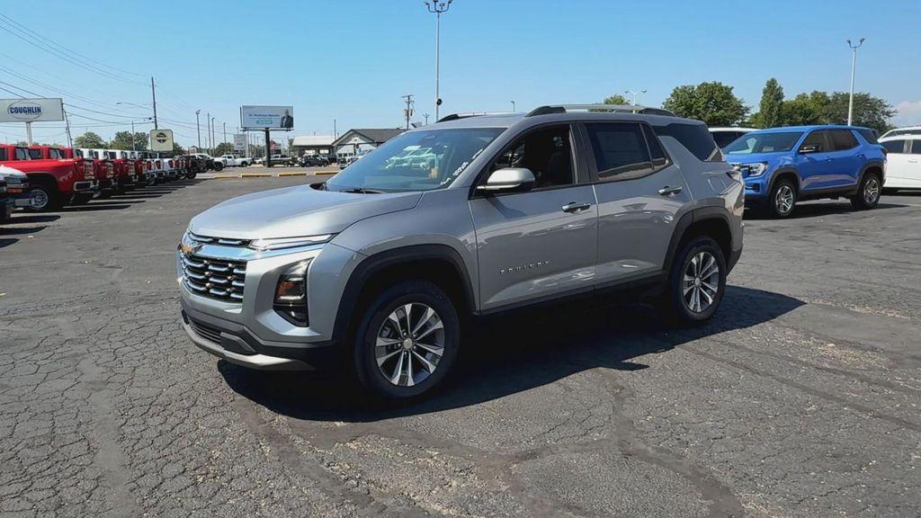 new 2026 Chevrolet Equinox car, priced at $33,640