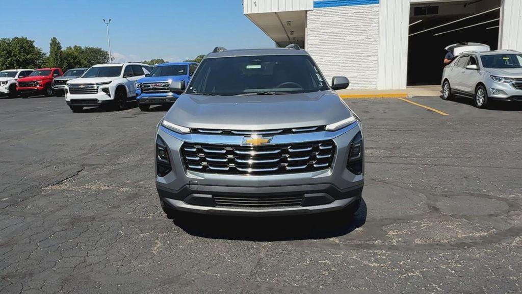 new 2026 Chevrolet Equinox car, priced at $33,640