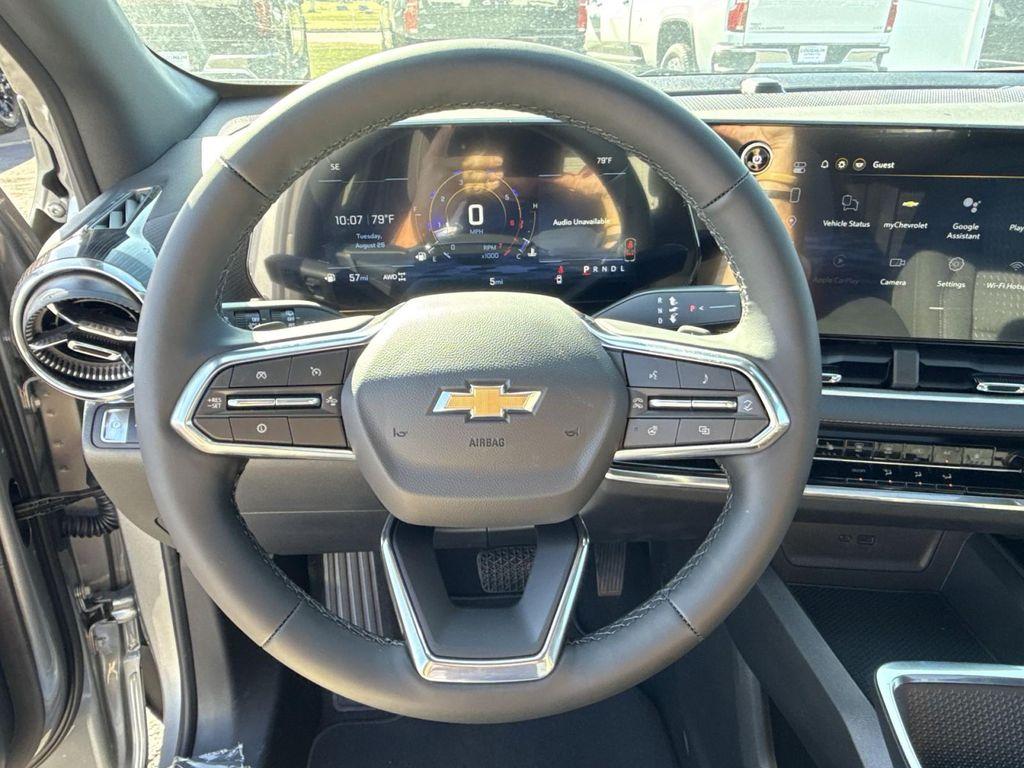 new 2026 Chevrolet Equinox car, priced at $33,640