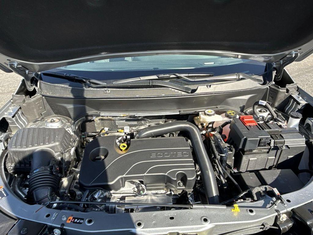 new 2026 Chevrolet Equinox car, priced at $33,640