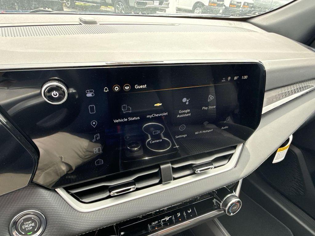 new 2026 Chevrolet Equinox car, priced at $31,995