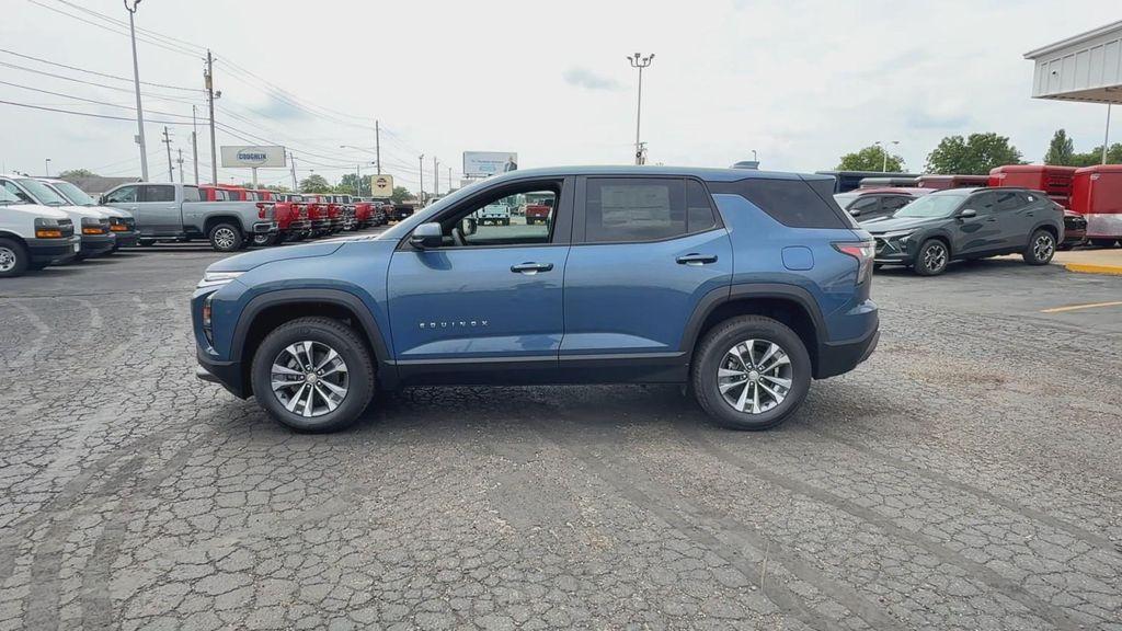 new 2026 Chevrolet Equinox car, priced at $31,995