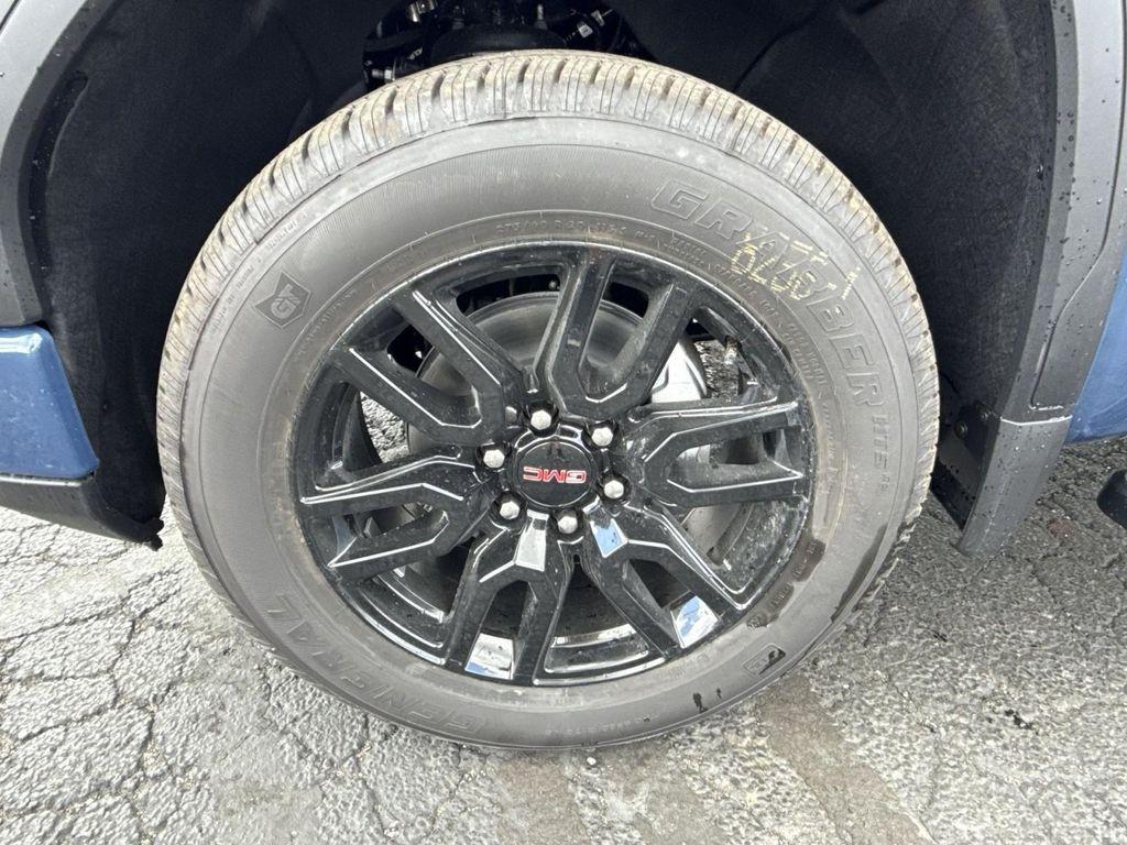 new 2026 GMC Sierra 1500 car, priced at $60,335