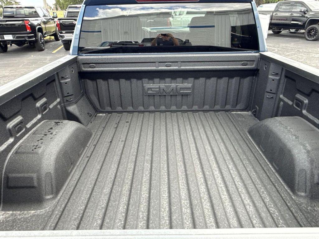 new 2026 GMC Sierra 1500 car, priced at $60,335