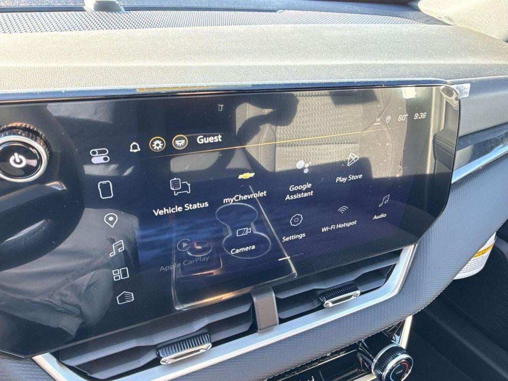 new 2026 Chevrolet Equinox car, priced at $30,495