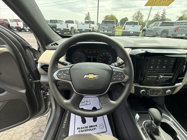 used 2023 Chevrolet Traverse car, priced at $28,800