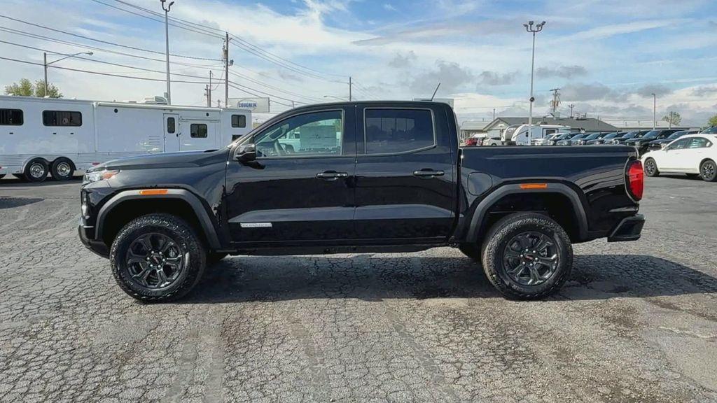 new 2025 GMC Canyon car, priced at $40,590