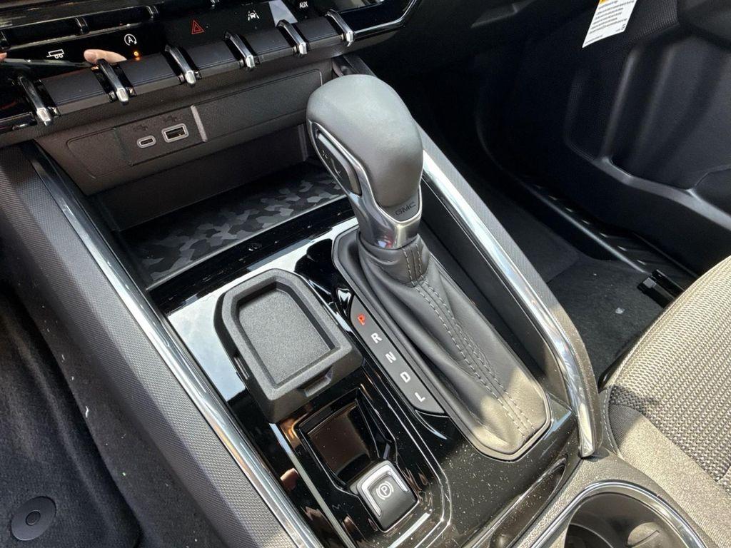 new 2025 GMC Canyon car, priced at $40,590