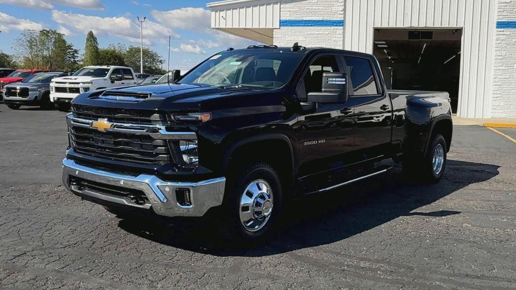 new 2026 Chevrolet Silverado 3500 car, priced at $79,580