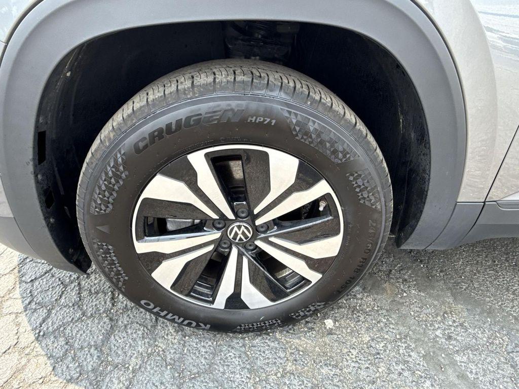 used 2024 Volkswagen Atlas Cross Sport car, priced at $31,995
