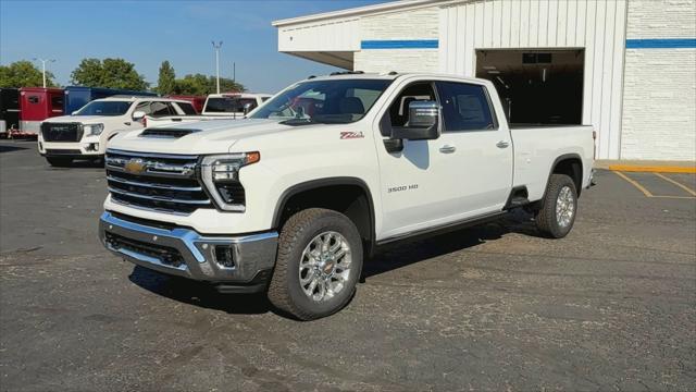 new 2025 Chevrolet Silverado 3500 car, priced at $87,000