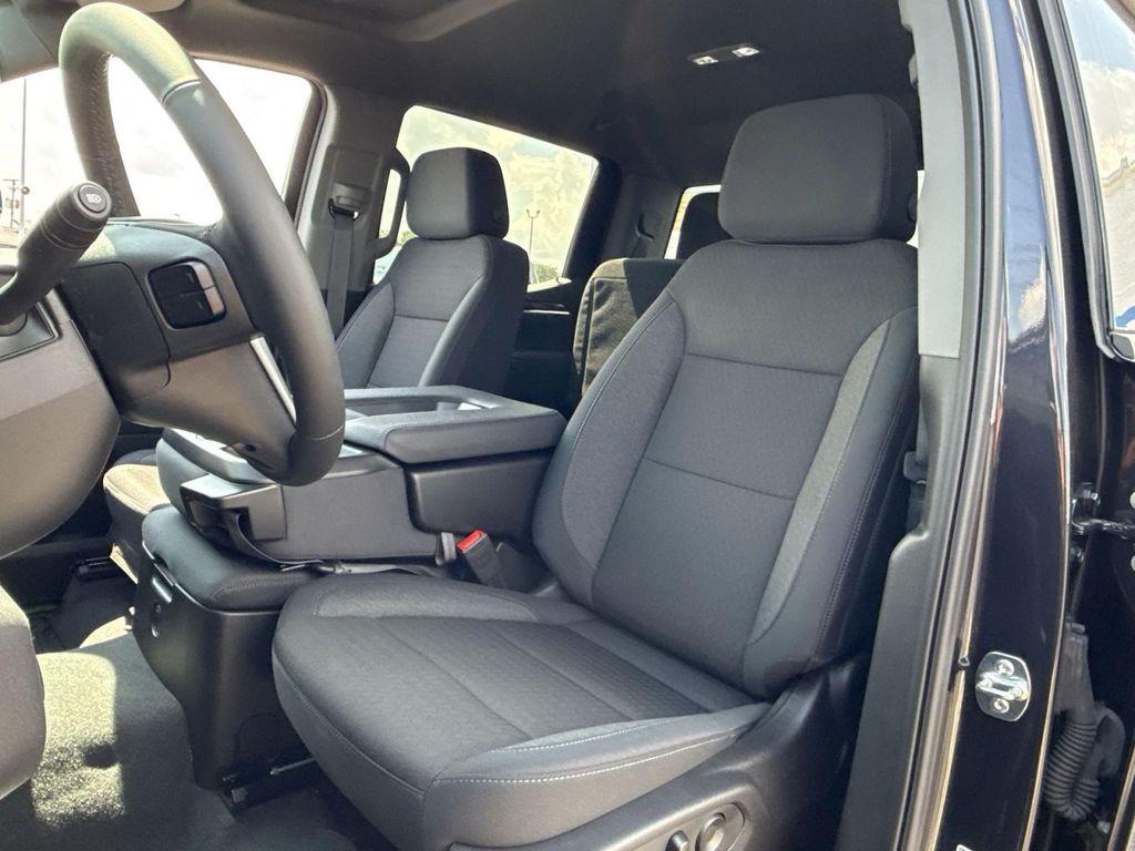 new 2025 GMC Sierra 1500 car, priced at $57,590