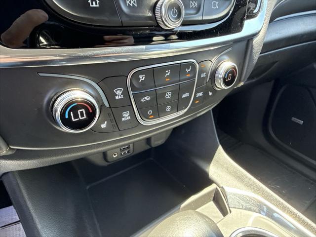 used 2021 Chevrolet Traverse car, priced at $34,800