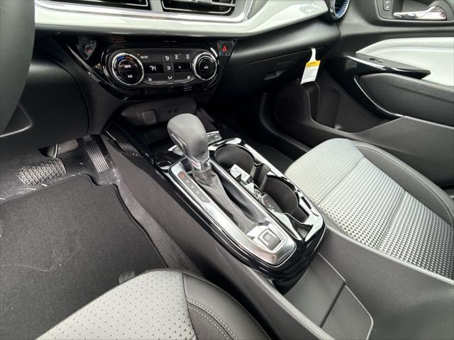 new 2025 Chevrolet Trax car, priced at $25,385