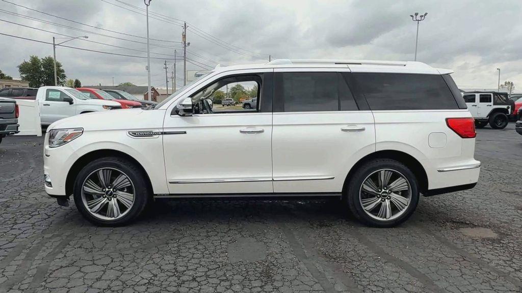 used 2018 Lincoln Navigator car, priced at $30,795