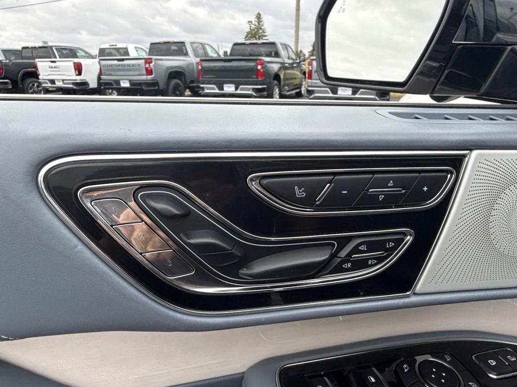 used 2018 Lincoln Navigator car, priced at $30,795