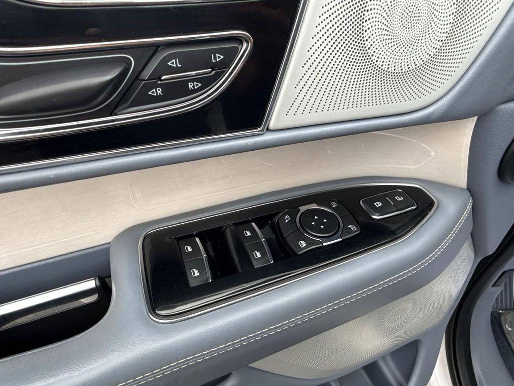 used 2018 Lincoln Navigator car, priced at $30,795