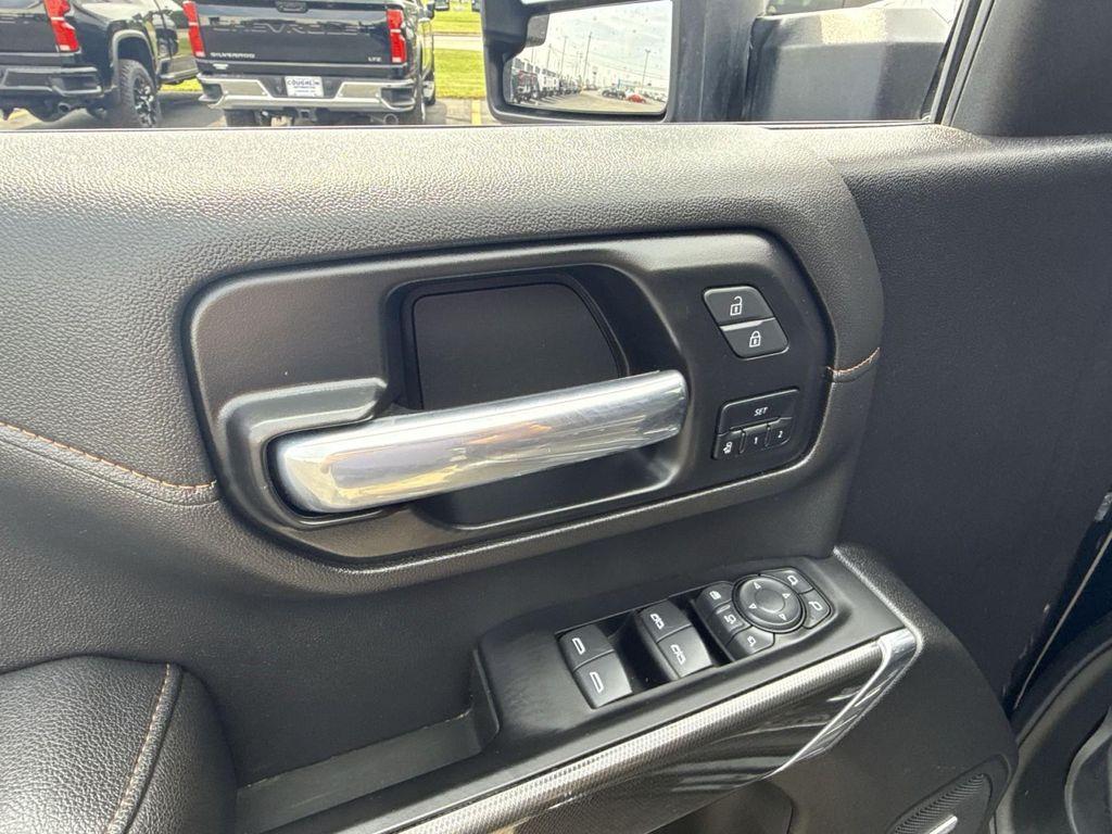 used 2022 GMC Sierra 2500 car, priced at $57,495