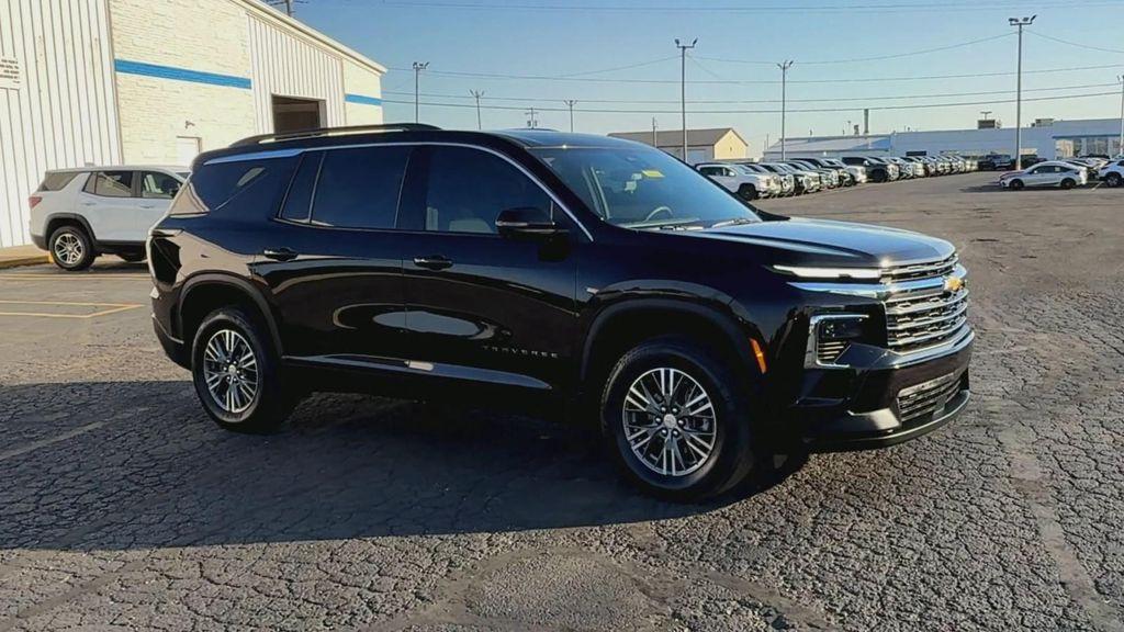 used 2024 Chevrolet Traverse car, priced at $40,795