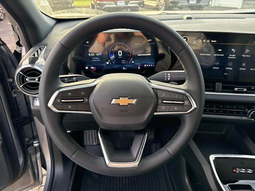 new 2026 Chevrolet Equinox car, priced at $33,470