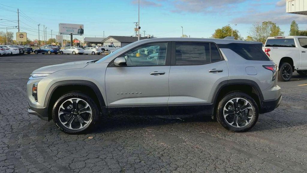 new 2026 Chevrolet Equinox car, priced at $33,470