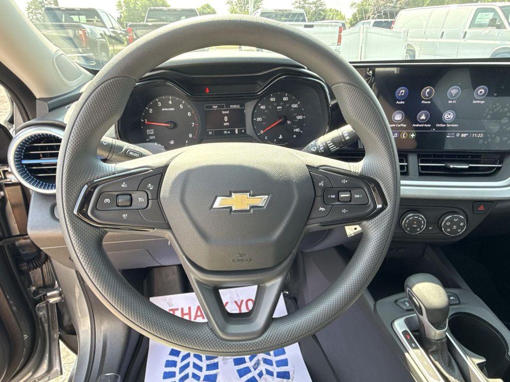new 2025 Chevrolet Trax car, priced at $23,680