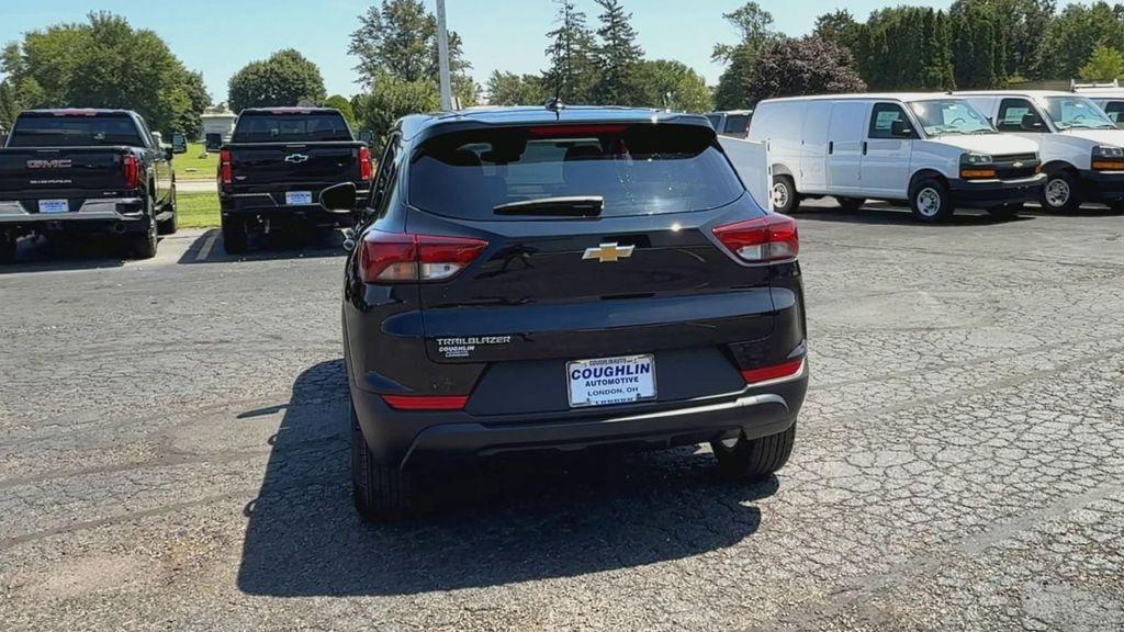 new 2026 Chevrolet TrailBlazer car, priced at $25,285