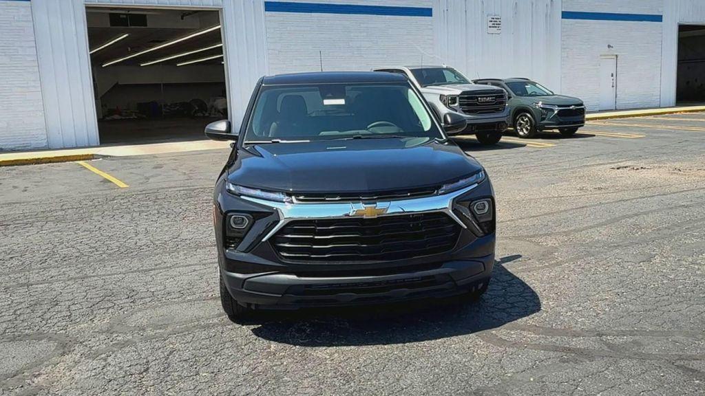 new 2026 Chevrolet TrailBlazer car, priced at $25,285