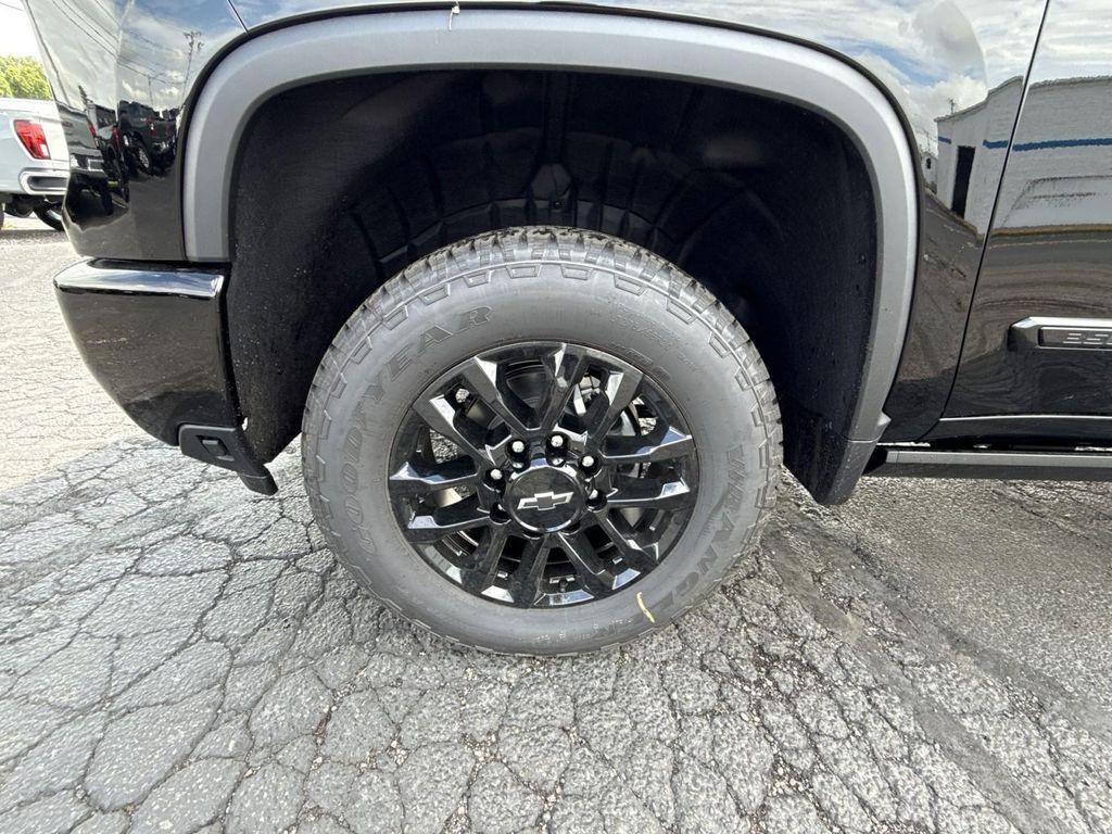 new 2025 Chevrolet Silverado 3500 car, priced at $91,390