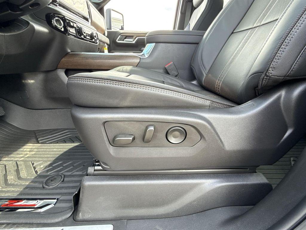 new 2025 Chevrolet Silverado 3500 car, priced at $91,390