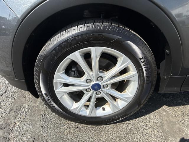 used 2017 Ford Escape car, priced at $10,400