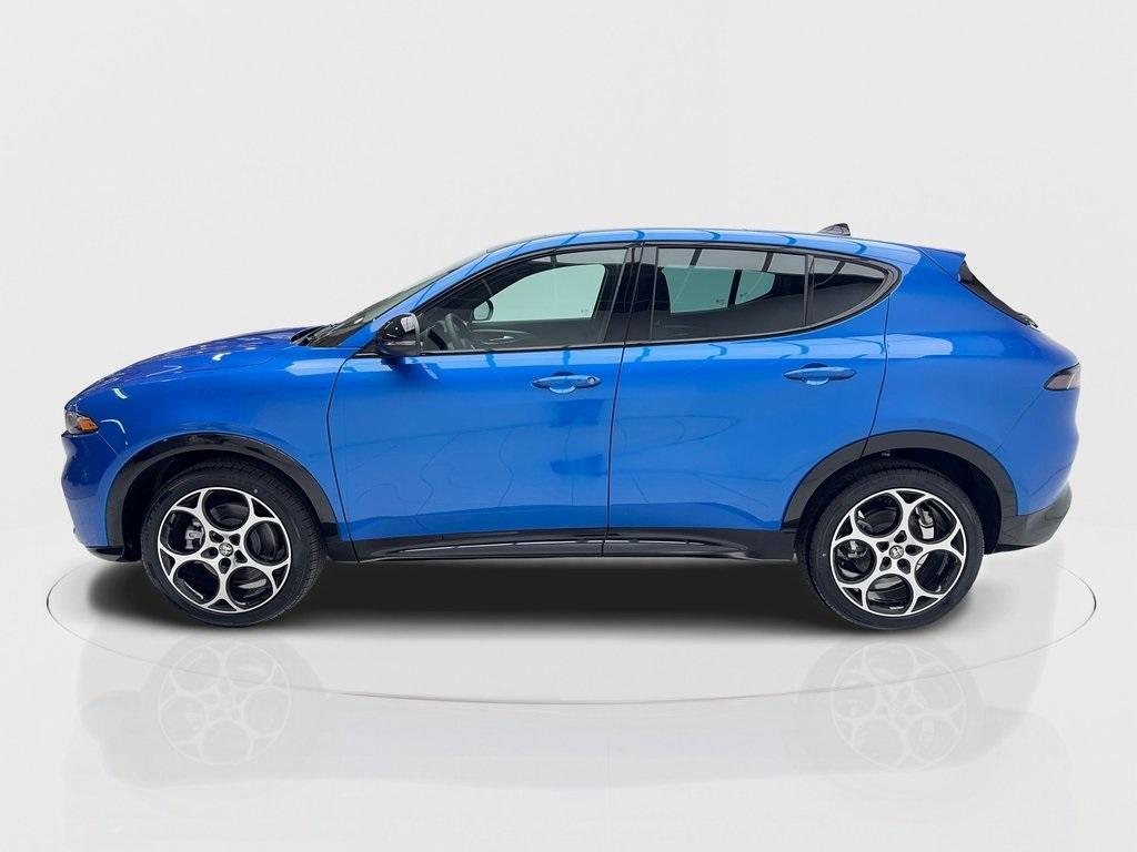 new 2025 Alfa Romeo Tonale car, priced at $39,990