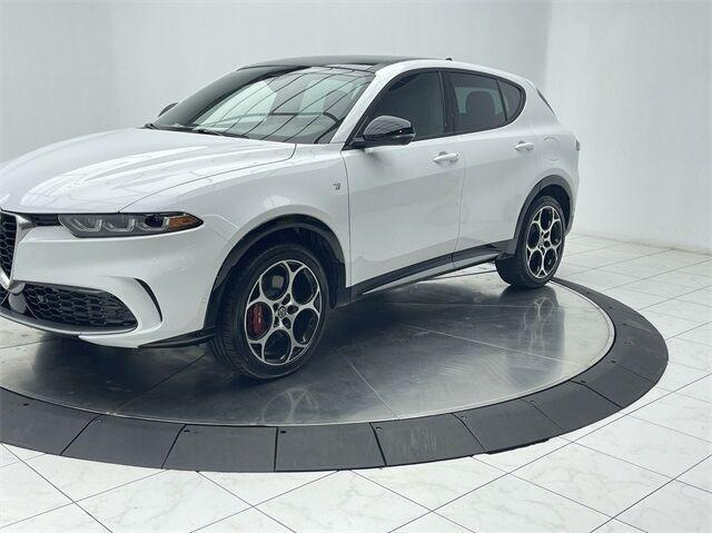 new 2024 Alfa Romeo Tonale car, priced at $43,990