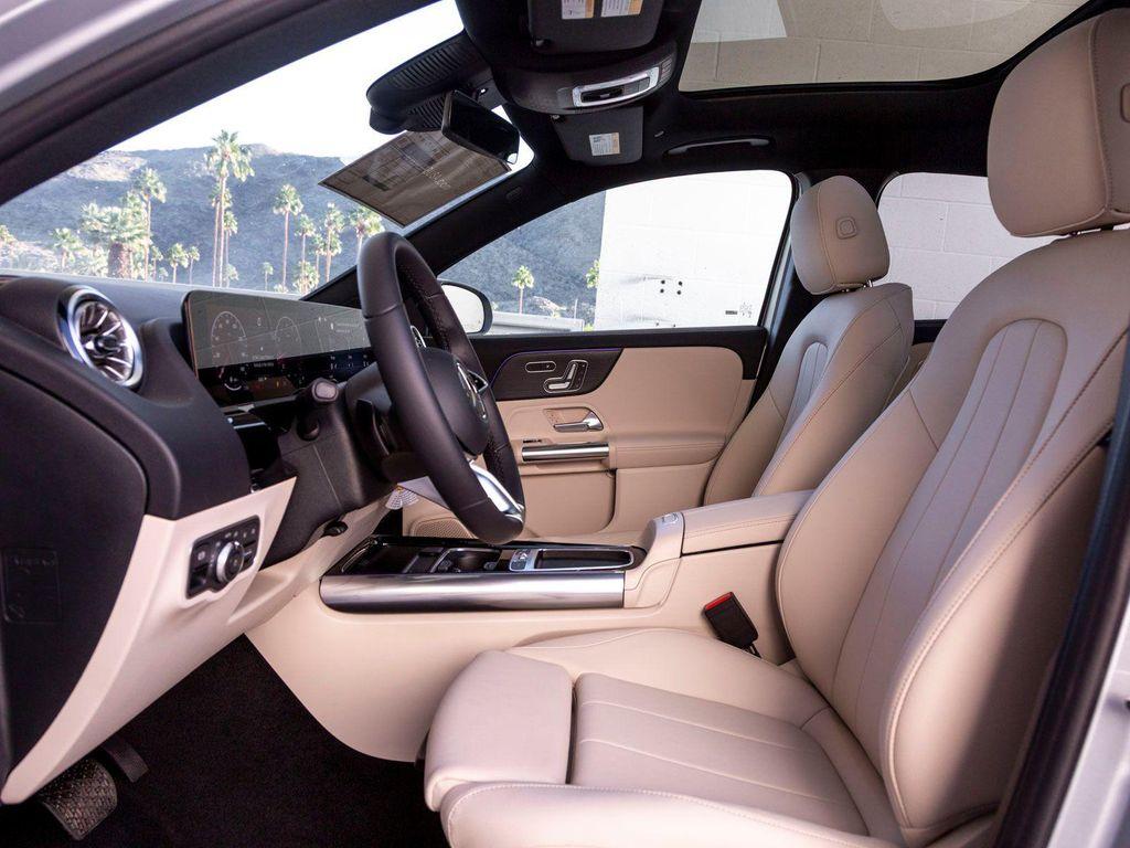 new 2026 Mercedes-Benz GLA 250 car, priced at $47,805